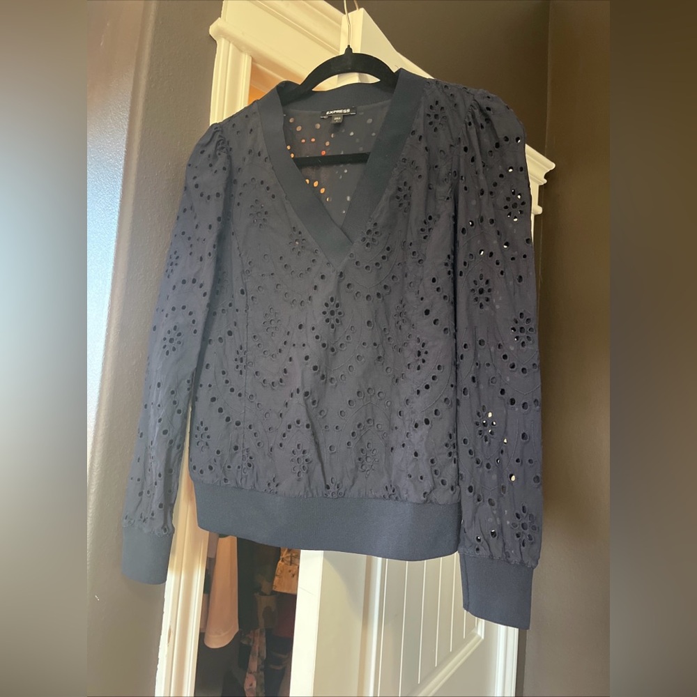 Express Navy Eyelet Women’s Pullover Romantic Detail Sheerly  Lined Size Small